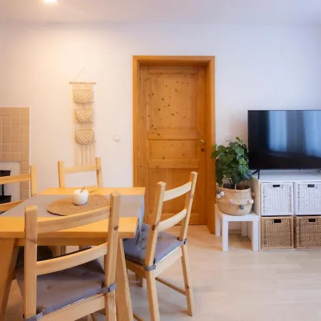 Apartmaji Anze Apartamento *